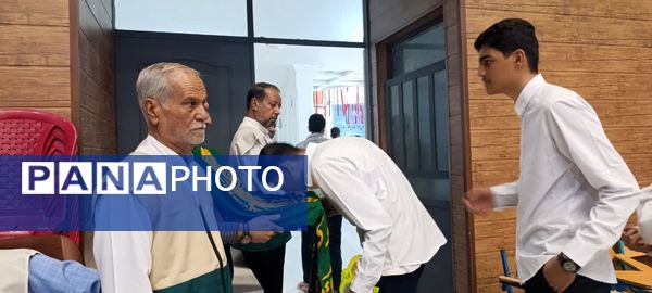 پرچم‌‌گردانی امام رضا(ع)