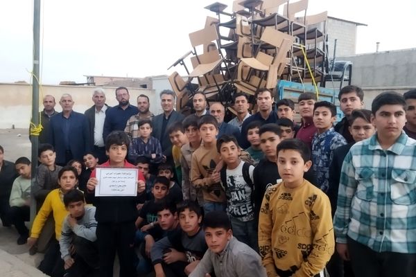 یاد پدری نیک‌سرشت، در کلاس‌های درس جاودانه شد