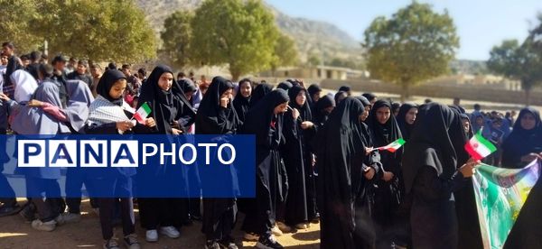 تجلی اتحاد و مقاومت در راهپیمایی ۱۳ آبان آموزشگاه سبحان و مائده شلیل