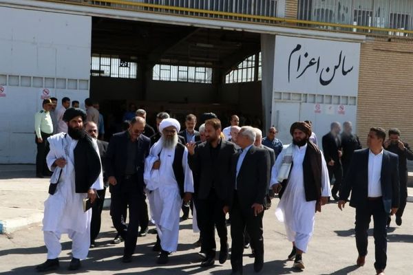 پایان سفر رسمی سه‌روزه؛ والی هرات از مشهد راهی افغانستان شد