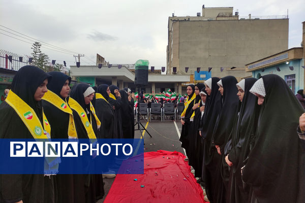 تشییع شهید گمنام در مدارس ناحیه 4 شیراز