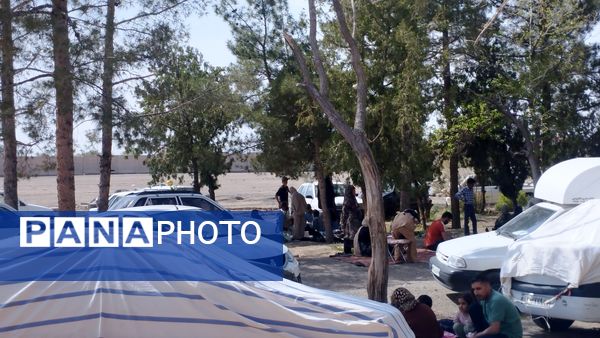 امامزاده سید طاهر الحسینی شهرستان بردسکن میزبان مردم در روز طبیعت
