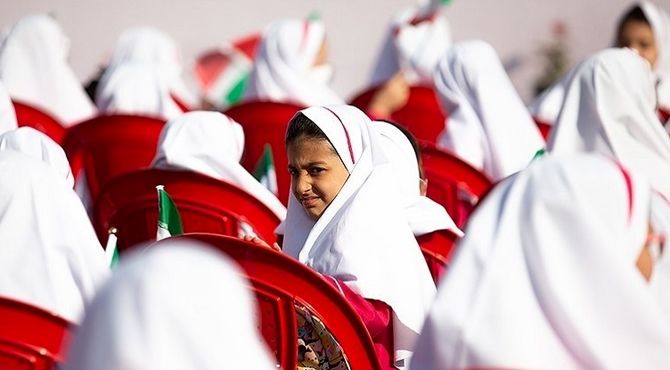  زنگ آغاز مهر همه احساس‌ ها بهاری است