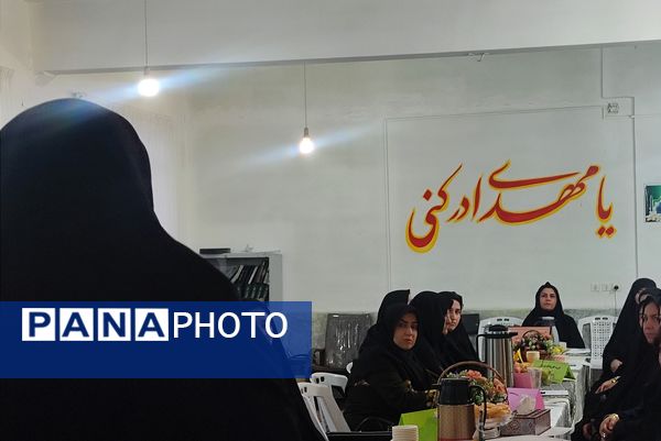 اولین جلسه شورای دبیران در دبیرستان فیاض