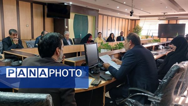 برگزاری جلسه شورای معاونان آموزش و پرورش ناحیه۳ کرج