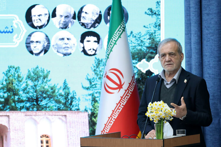 پزشکیان: در مسیر توسعه عدالت آموزشی تنها ساختن فضای آموزشی کافی نیست