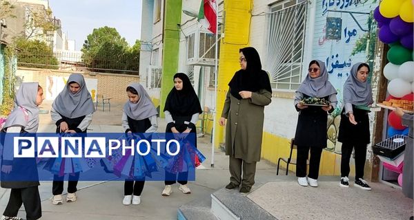 آغاز سال تحصیلی جدید در دبیرستان نمونه دولتی مهرورزان خواف
