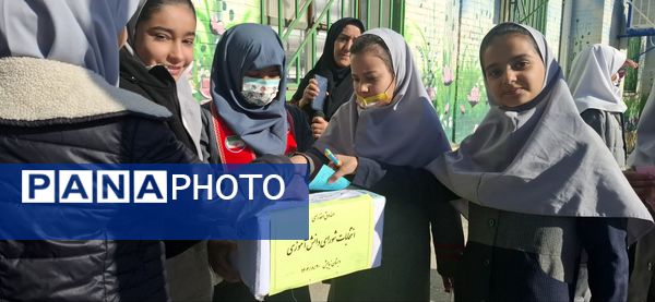 انتخابات شورای دانش آموزی دبستان نیایش گامی برای ساخت مدرسه ای بهتر