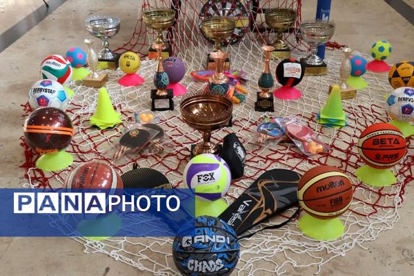 اعزام همزمان کاروان تجهیزات ورزشی و بهداشتی «مهر بانشاط» به مدارس سراسر کشور