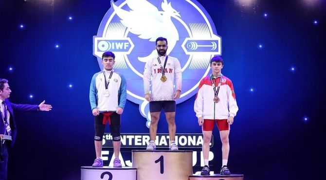 کسب دو عنوان قهرمانی پولادمردان ایران در اولین روز رقابت‌های بین‌المللی جام فجر