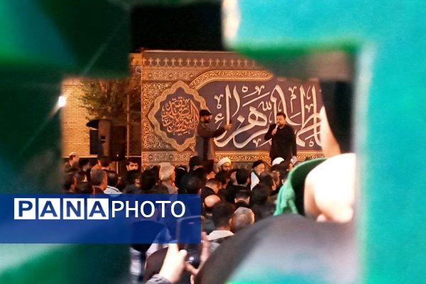 تشییع نمادین حضرت زهرا(س) با اشک و ارادت