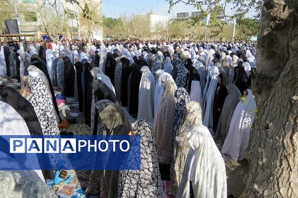 اقامه نماز عید فطر در شهرستان بجنورد 
