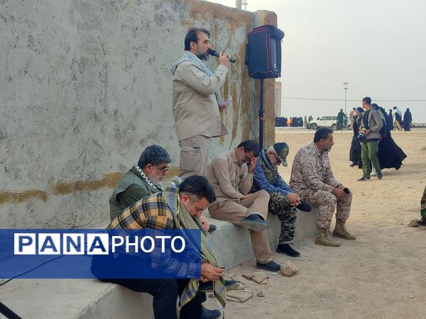 کاروان‌ دانش‌آموزی دختران در راهیان نور یادمان شهدای شلمچه