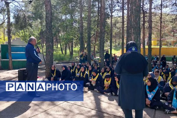 اردوی پایانی پیشتازان دختر مقطع متوسطه ناحیه 4 شیراز 