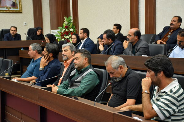 هم‌اندیشی هنرمندان تربت‌حیدریه برای توسعه فرهنگ و هنر شهرستان