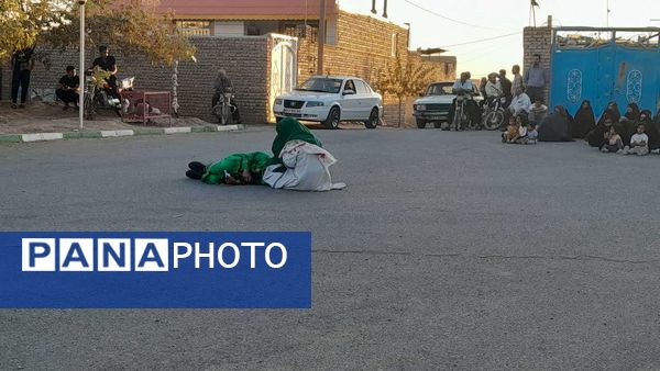 تعزیه خوانی دهه آخر صفر در روستای نقاب 
