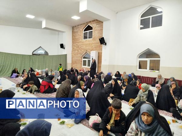 جز خوانی قرآن به همراه افطاری در مسجد خاتم النبیین بیرجند