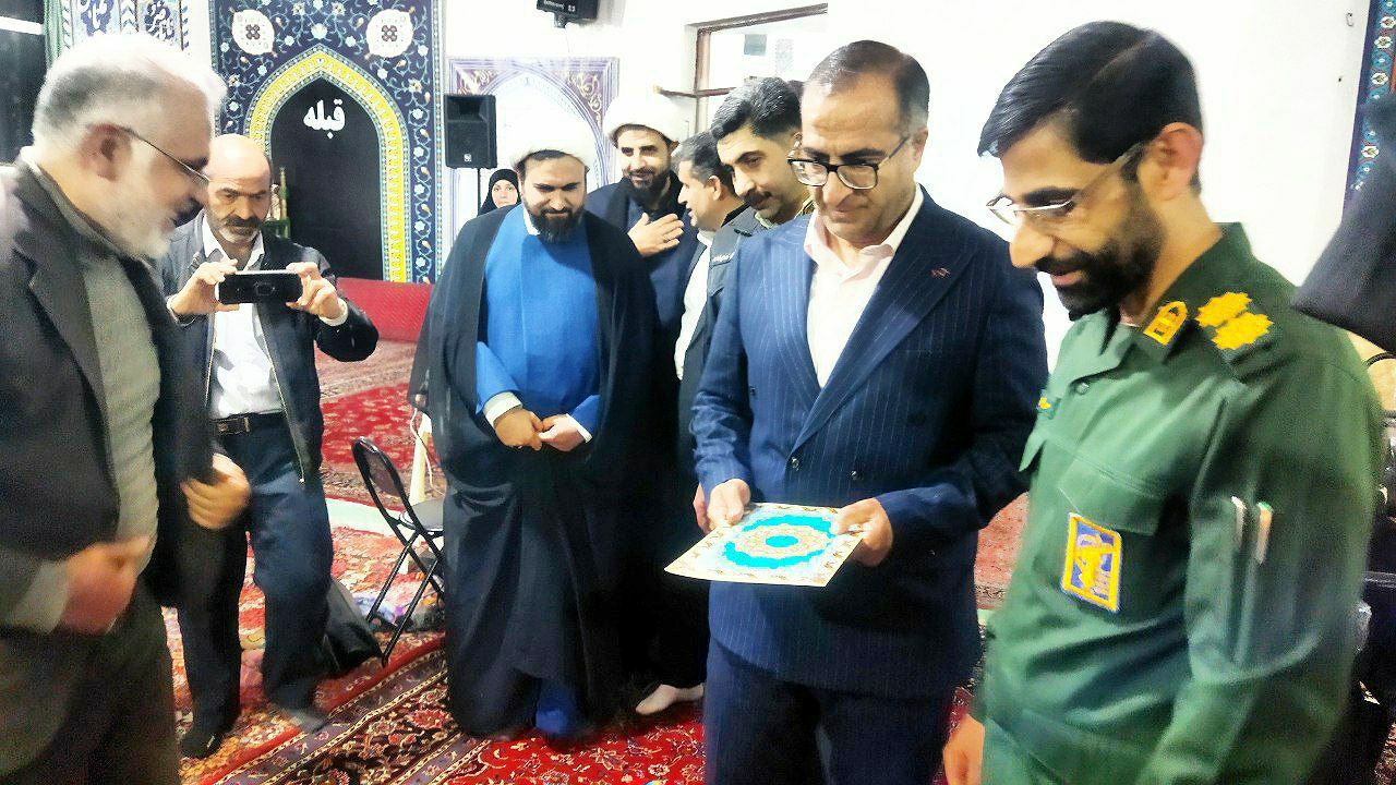 همایش مادران قهرمان پرور در مسجد امام حسین (ع) شهرستان فیروزکوه