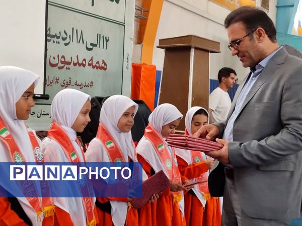 همایش بزرگ فرهنگیان در شهرستان جاجرم