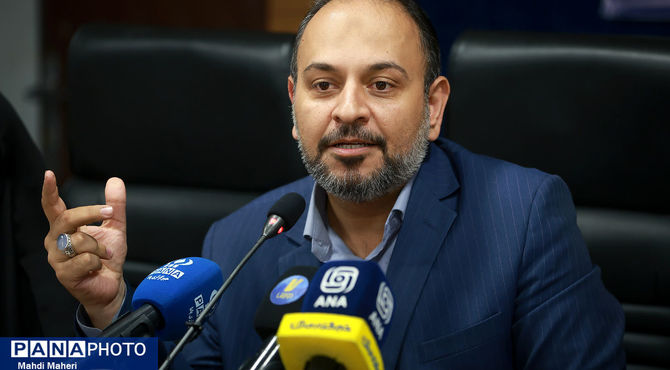 دانش‌آموزان باید خود را برای نقش‌آفرینی در موقعیت‌های مختلف آماده کنند و رشد دهند/ در هر مسئولیتی که قرار می‌گیریم، باید بتوانیم خدمت درست ارائه دهیم
