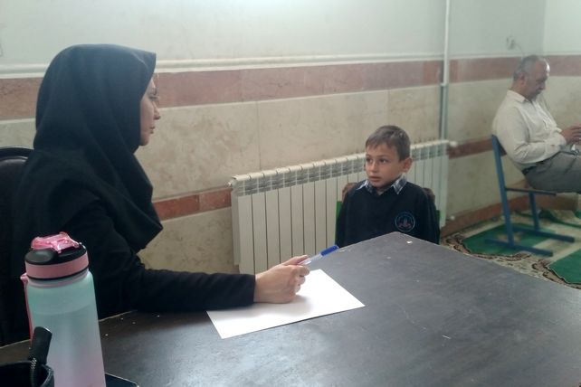 میزخدمت پزشکی رایگان برای دانش‌آموزان کم برخوردار درمدارس