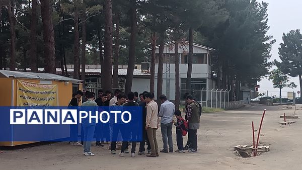 بازدید دانش‌آموزان دبیرستان شاهد ابوذر غفاری نیشابور از افلاک نمای نیشابور