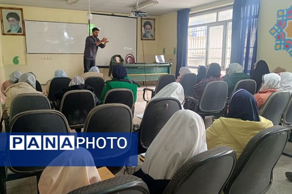 دوره تخصصی عکاسی و فیلمبرداری خبری ویژه دانش‌آموز خبرنگاران پانا شهریار