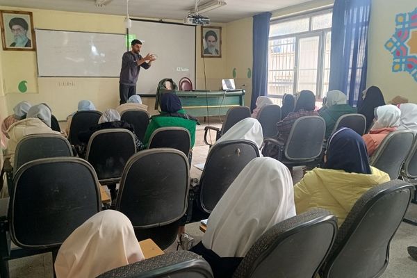 دوره تخصصی عکاسی و فیلمبرداری خبری ویژه دانش‌آموز خبرنگاران پانا شهریار