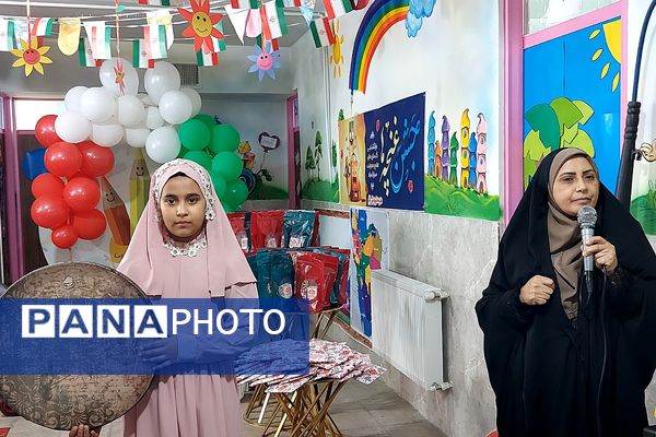 برگزاری جشن غنچه‌ها در کهریزک 