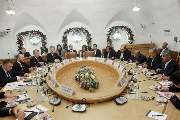 مقامات پارلمانی ایران و روسیه بر توسعه همکاری‌ها تاکید کردند