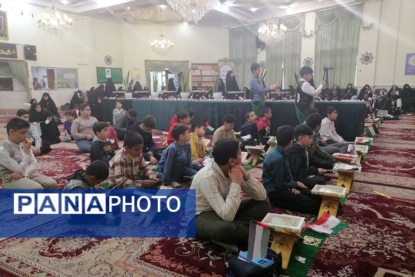 محفل نور در حمایت از دفاع مشروع نیروهای مقاومت سپاه پاسداران