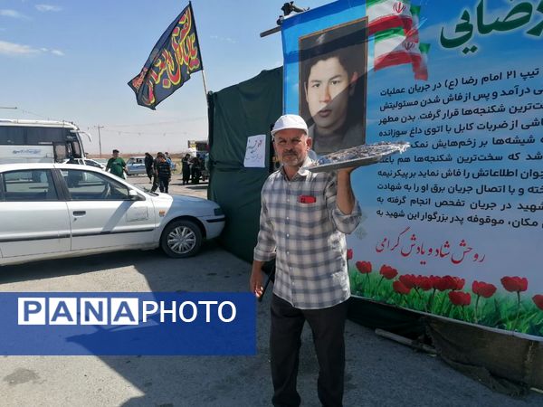 جلوه‌های از عاشقی زائرین و خادمیاران در موکب حضرت فاطمه زهرا (س) 