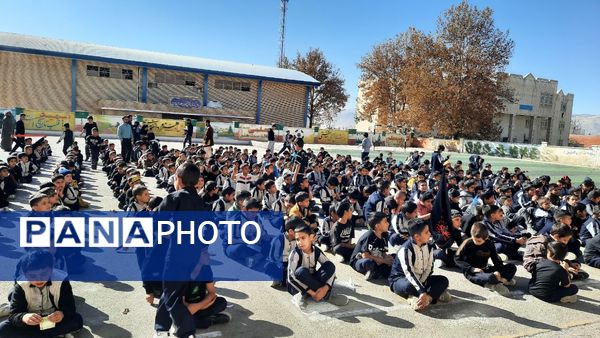 برگزاری «یکشنبه‌های مهارتی» در دبستان شاهد یاسوج با محوریت پیشگیری از آسیب‌های اجتماعی