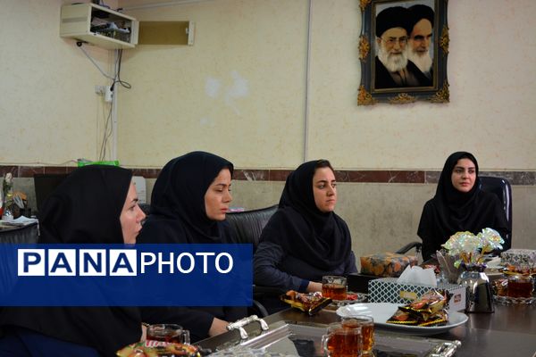 فرصتی برای کشف دنیای جدید در کارگاه نویسندگی و کتابخوانی