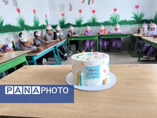 شور و شوق آغاز مدرسه؛ جشن بهیادماندنی کلاساولیها در روستای مزرعه