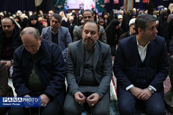 حضور وزیر آموزش و پرورش در جمع دانش‌آموزان معتکف