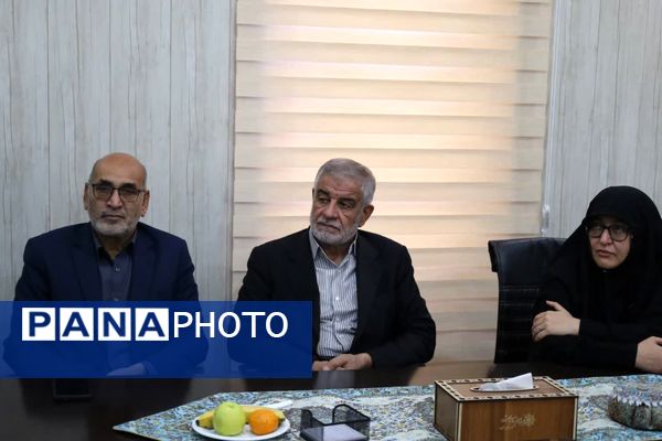 افتتاح زمین چمن دبیرستان دوره اول استعدادهای درخشان شهیدان مزیدی 