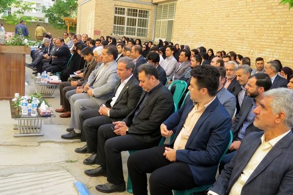 تقدیر از کارکنان‌ اداره‌کل آموزش و پرورش خراسان شمالی 