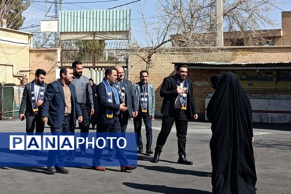 همایش یاوران انقلاب، پیشتازان مقاومت در ناحیه ۳ شیراز 