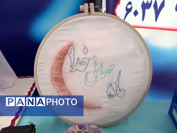 جشن نیکوکاری در دبستان اخوان گنجی