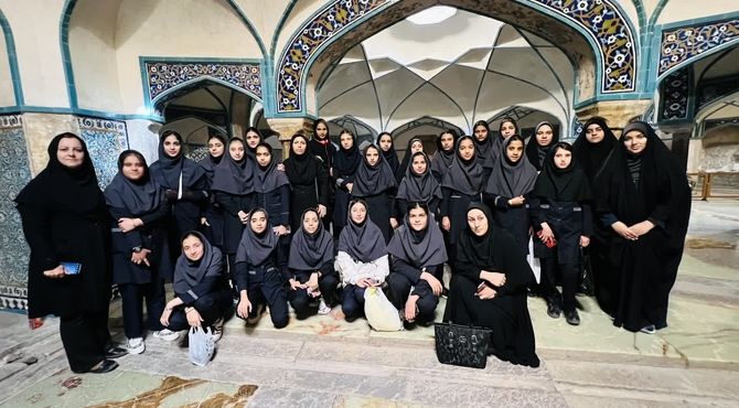 روایت پانا خاتم از اردوی سیاحتی، زیارتی، علمی و فرهنگی به شهر کرمان 