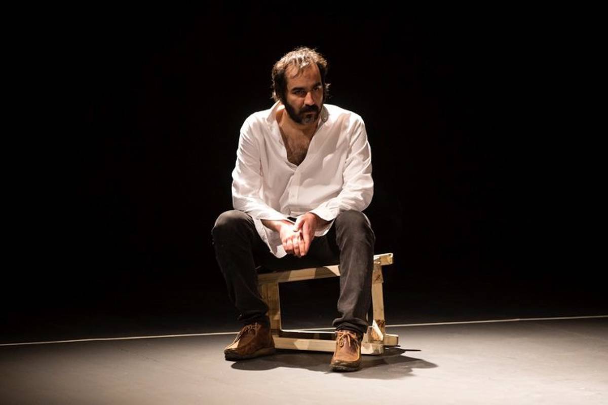 سجاد افشاریان با نمایش «تایتان» در سالن قشقائی تئاتر شهر