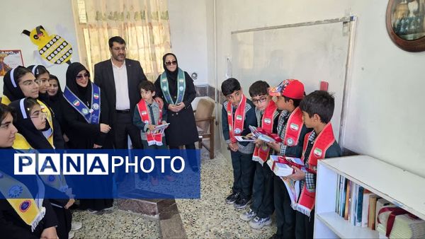 موج کتاب در مدارس روستایی؛ از هدیه‌ ۲۰۰ جلدی تا اشتیاقی برای مطالعه