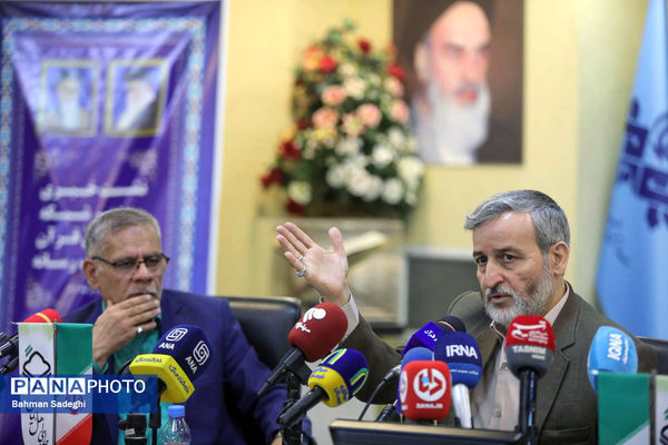 نشست خبری مدیر رادیو قرآن