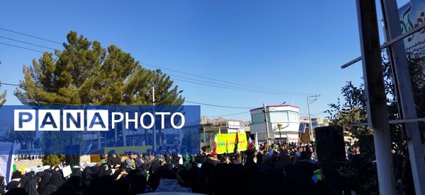 استکبار ستیزی از جنس راهپیمایی در زاوه