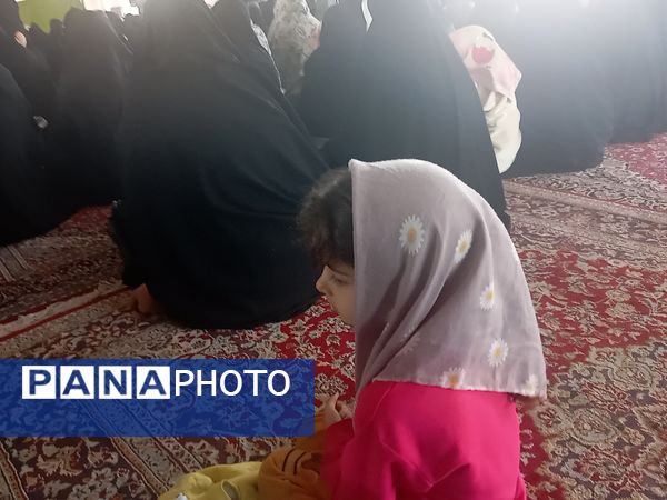 حضور کودکان در نماز جمعه کاشمر