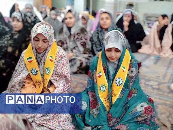 حضور پرشور دانش‌آموزان لرستانی در مراسم اعتکاف 
