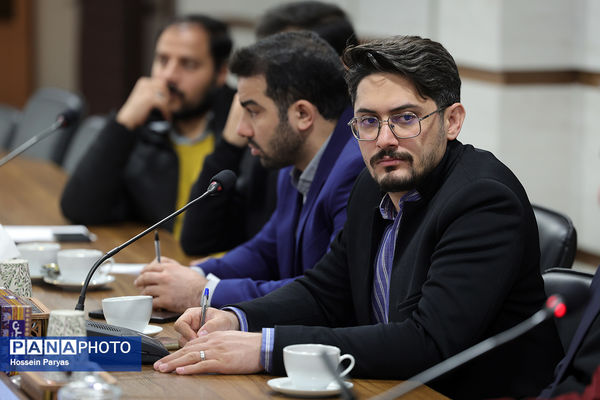 جلسه مدیران استان‌ها با شورای معاونان سازمان دانش‌آموزی 