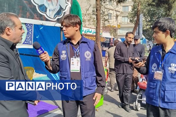 برپایی موکب های مختلف در مسیر پیاده روی اربعین در ناحیه دو شهرری 