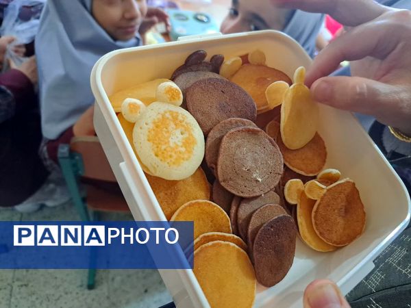 جشن روز جهانی تخم مرغ در دبستان دخترانه الزهرا یزد
